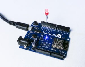 WeMos D1 WiFi Development Board ESP8266 ESP-12E For Arduino IDE